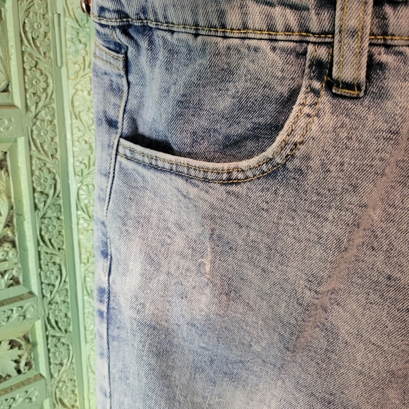 Celebrity Pink | Acid Wash Denim Jogger | Distressed and Elastic Waist | Large - Picture 5 of 15